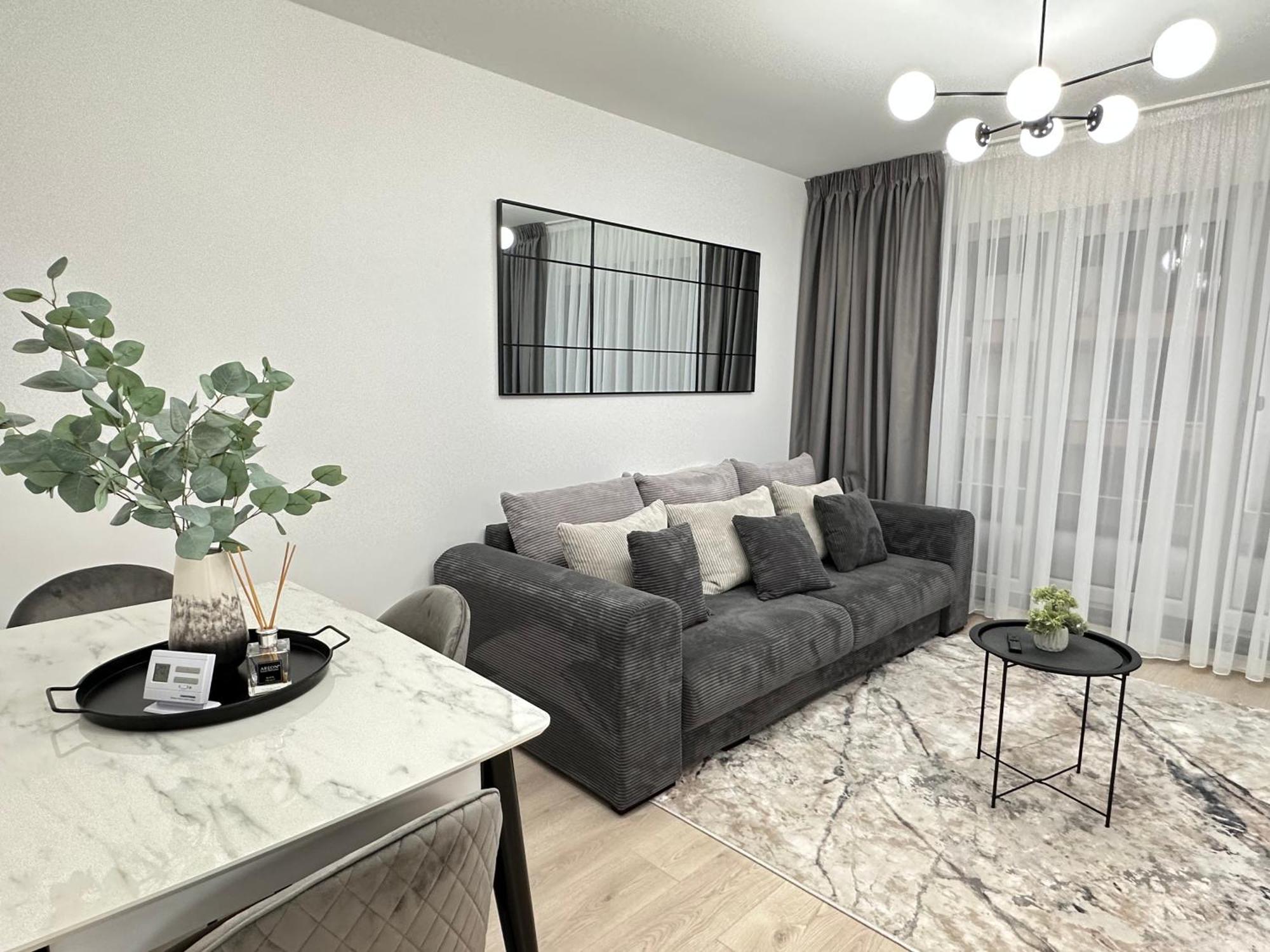 Urban Luxury Studios By Cozy Apartments Яссы Экстерьер фото