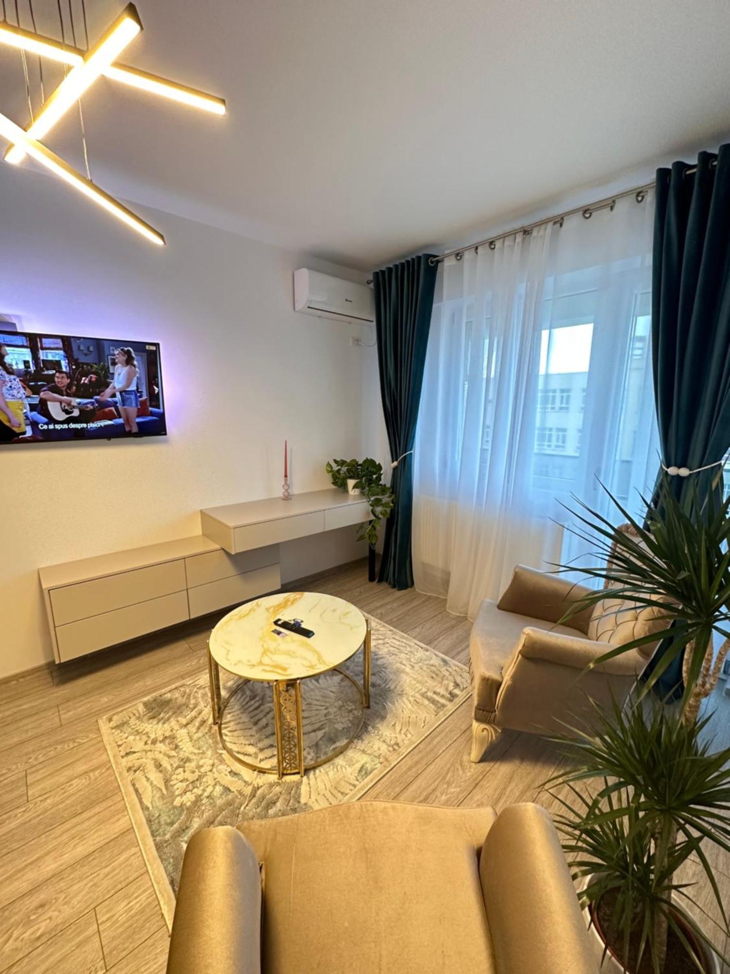 Urban Luxury Studios By Cozy Apartments Яссы Экстерьер фото